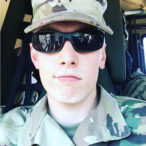 Meet your Posher, Hunter